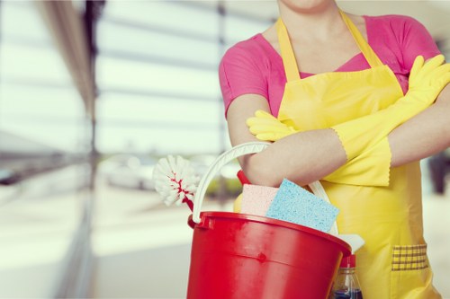 Scheduled commercial cleaning for a Hollandpark office with shared access